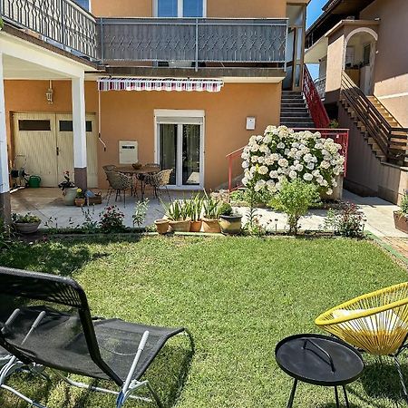Apartments Dent Umag Exterior photo