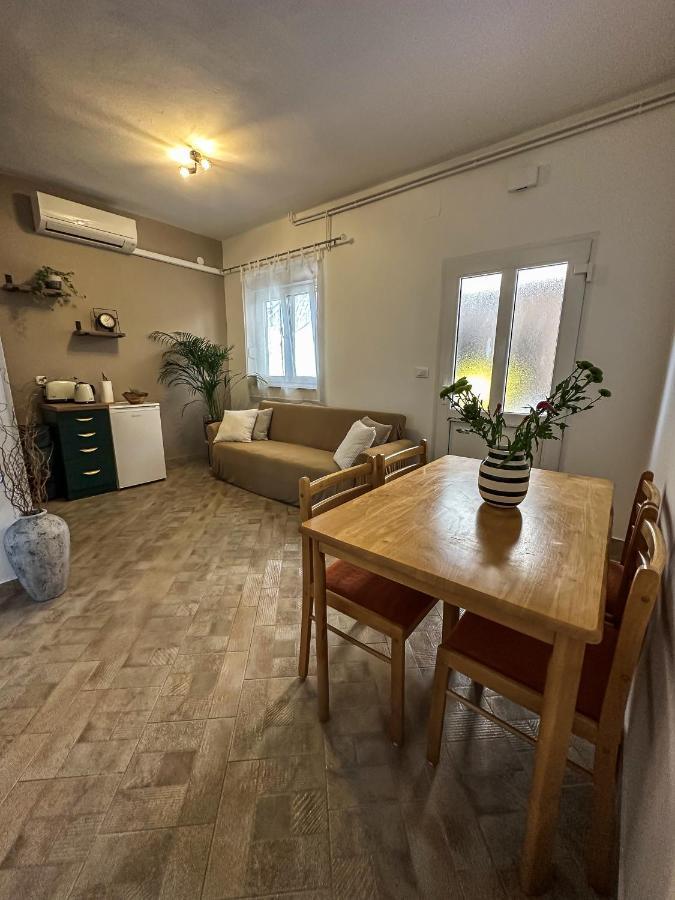 Apartments Dent Umag Exterior photo