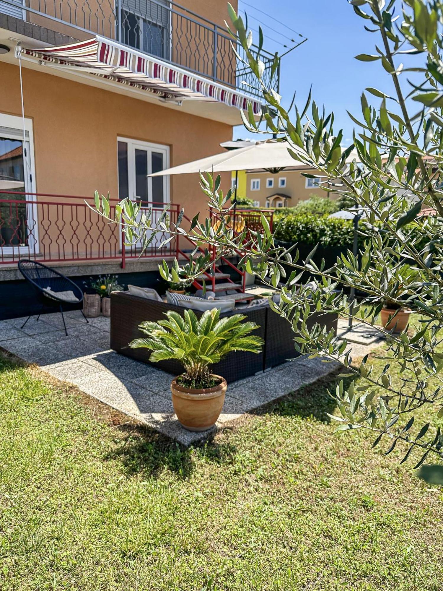 Apartments Dent Umag Exterior photo