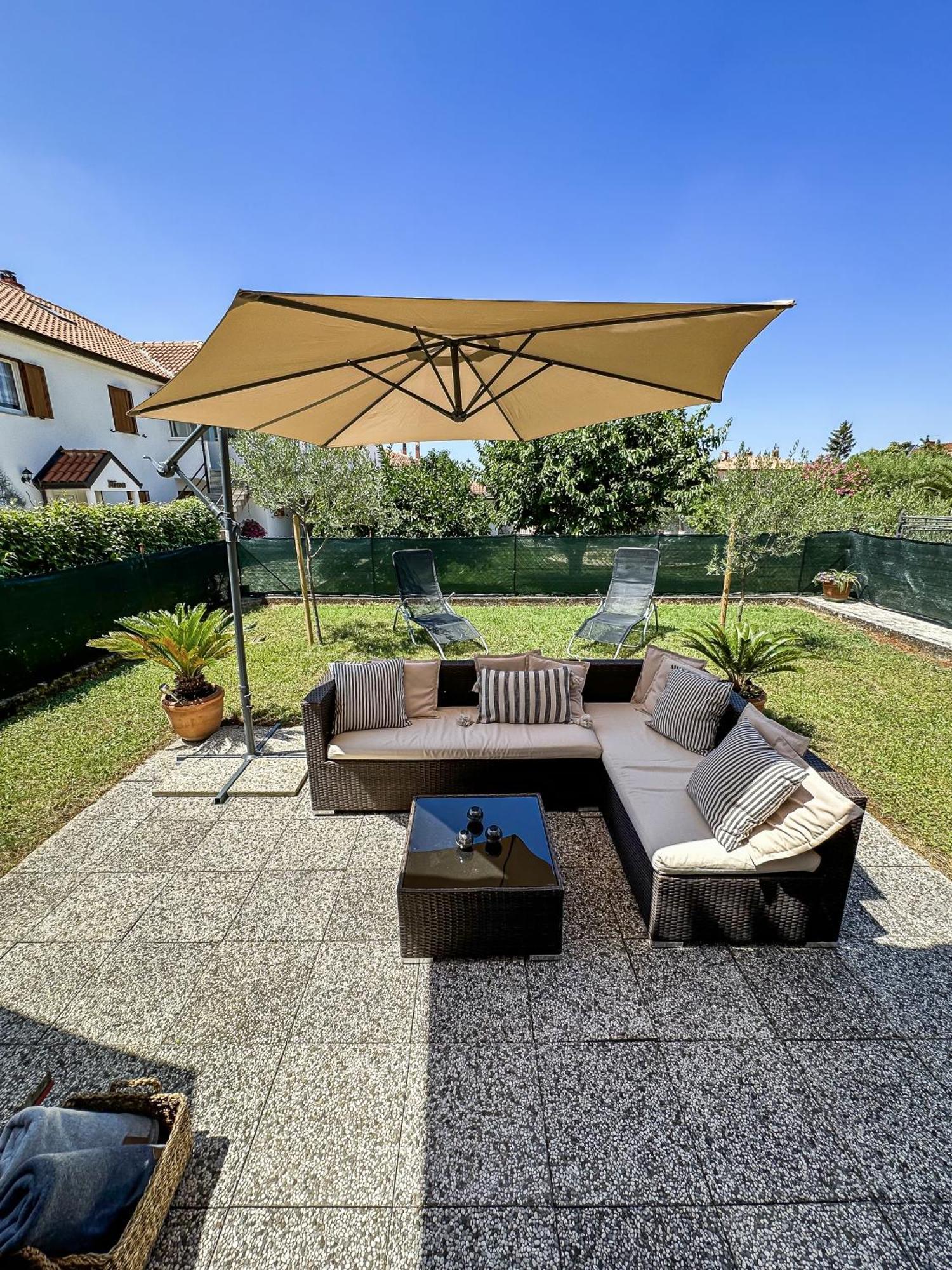 Apartments Dent Umag Exterior photo
